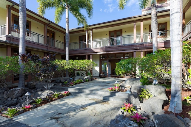 exterior space with driveway