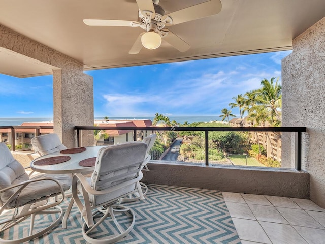 balcony featuring ceiling fan