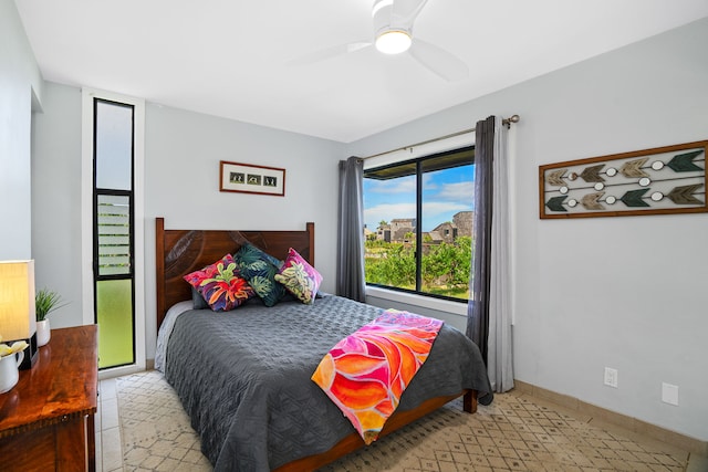 bedroom with ceiling fan