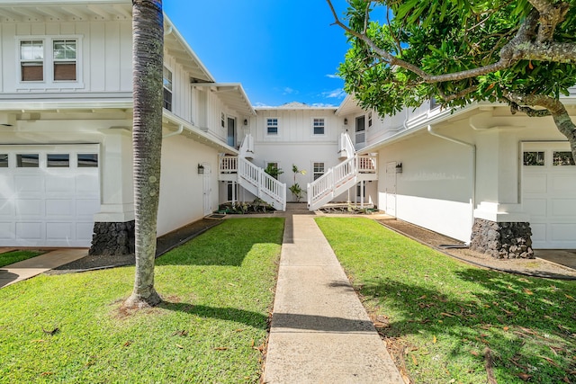 surrounding community featuring a lawn