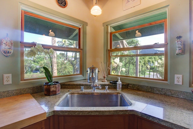 room details featuring sink