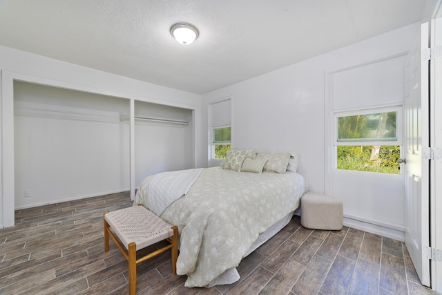 bedroom with a closet