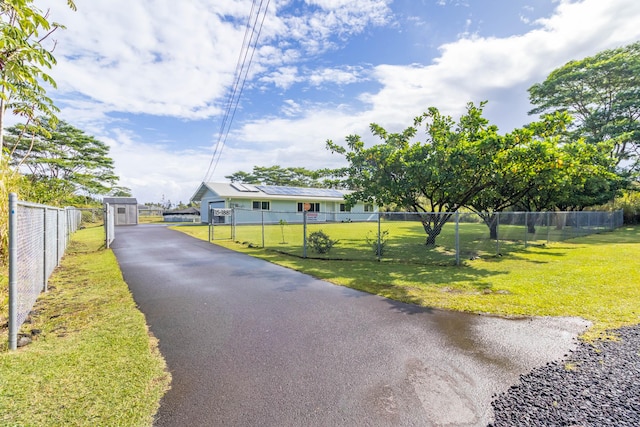 view of front of property with a front yard