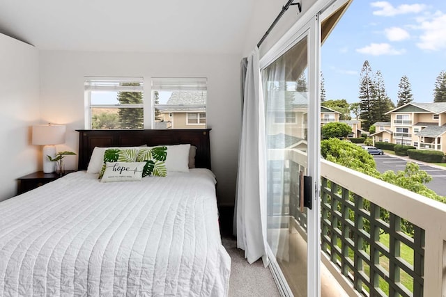 bedroom featuring carpet floors