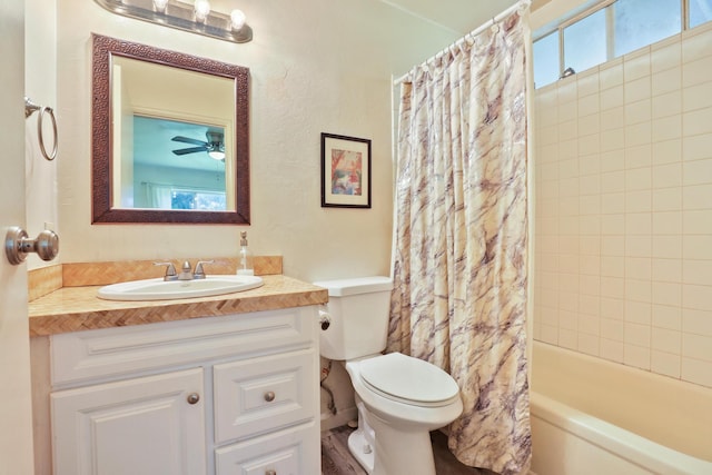 full bathroom with plenty of natural light, toilet, vanity, and shower / tub combo