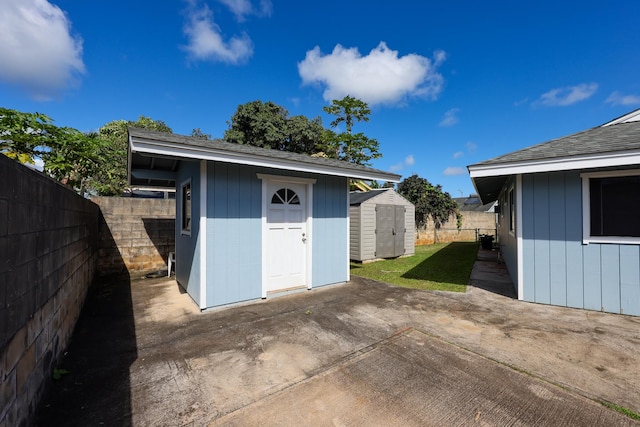 view of outbuilding