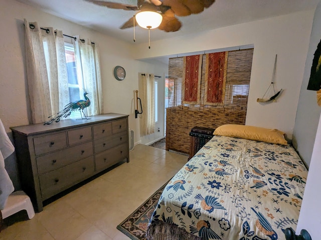 bedroom featuring ceiling fan