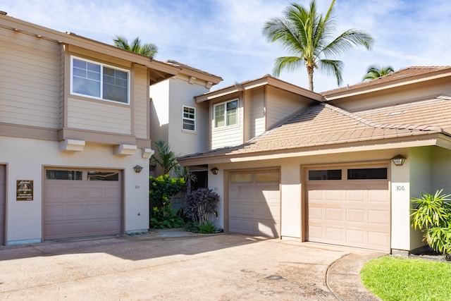 view of front of home featuring a garage