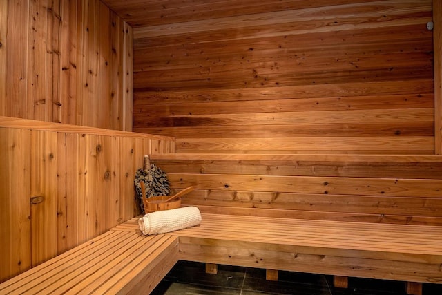 view of sauna / steam room