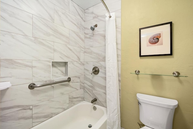 bathroom featuring toilet and shower / bath combo