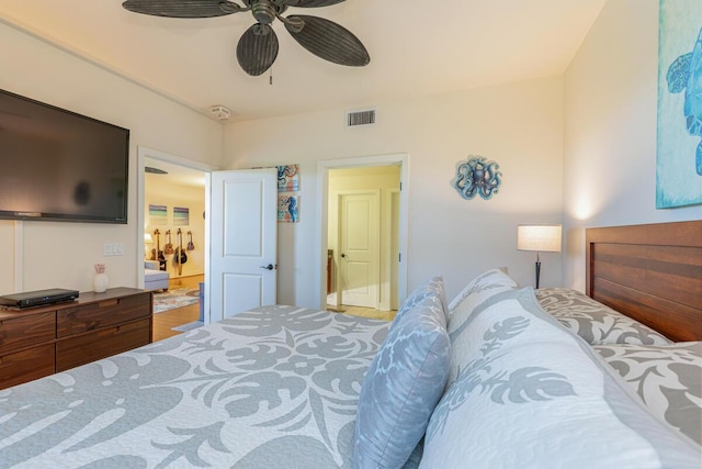 bedroom with ceiling fan