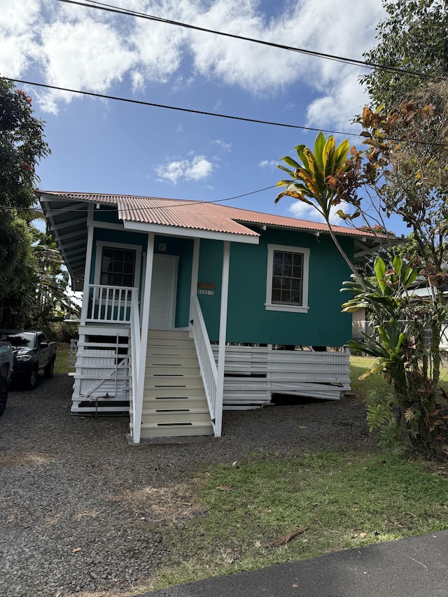 view of front of property