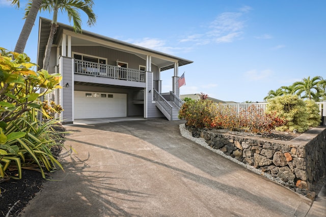 view of front of house featuring a garage