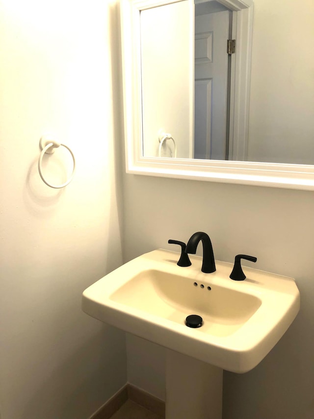 bathroom with sink