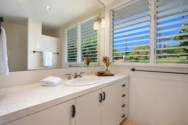 bathroom with vanity