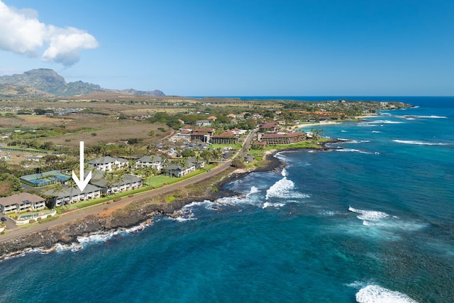 bird's eye view featuring a water view