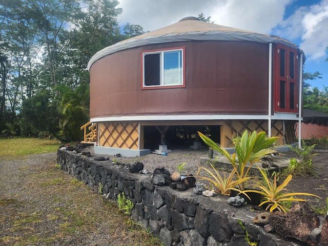 view of home's exterior