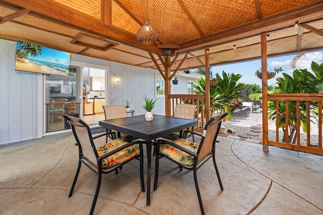 view of patio / terrace with outdoor dining space