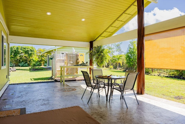 view of patio with outdoor dining space