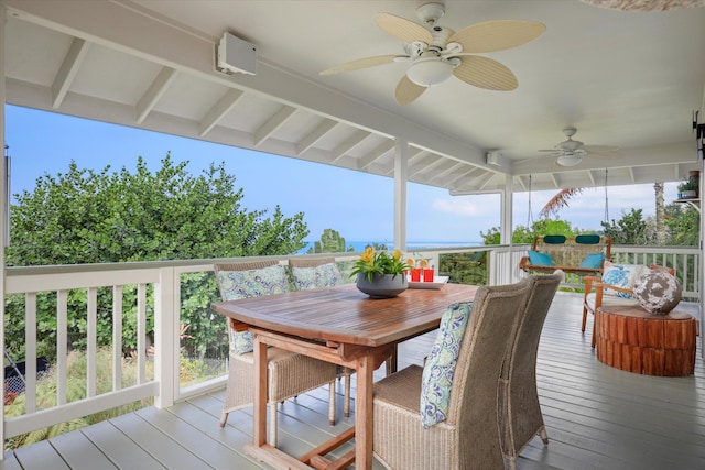 deck with ceiling fan