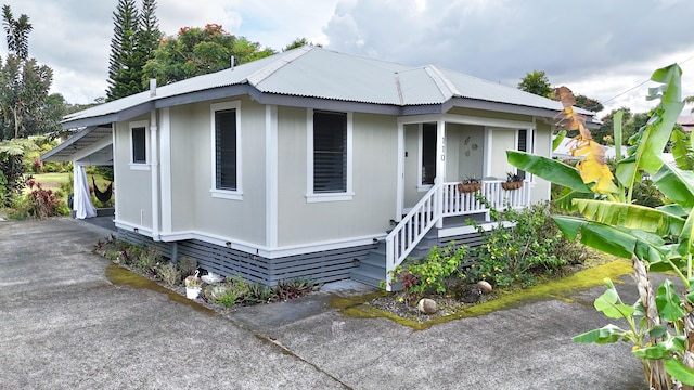 view of front of home with metal roof