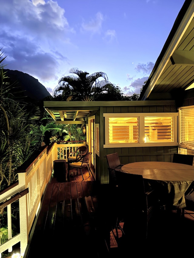 view of deck at dusk