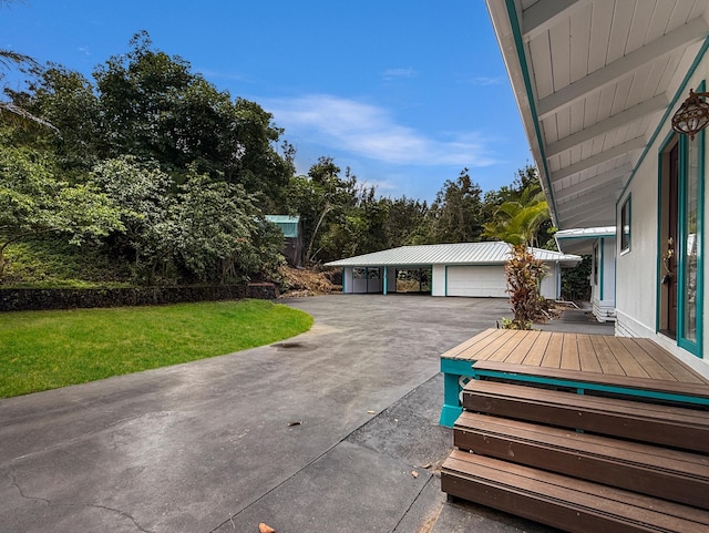87-2814 Hawaii Belt Rd, Captain Cook, HI 96704 - view of patio / terrace with a garage