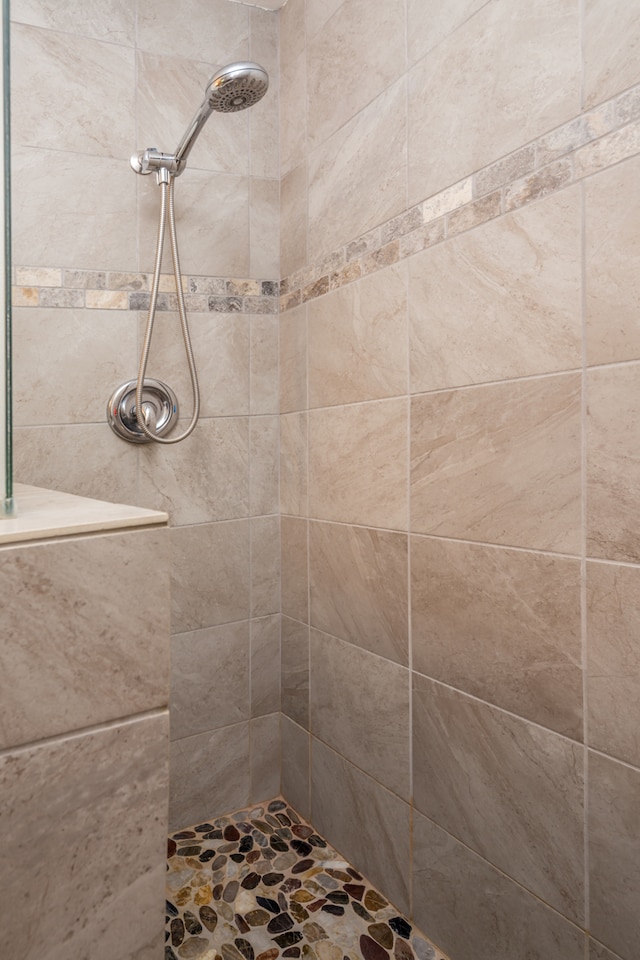 68-3831 Lua Kula St Unit G207, Waikoloa, HI 96738 - full bath featuring tiled shower