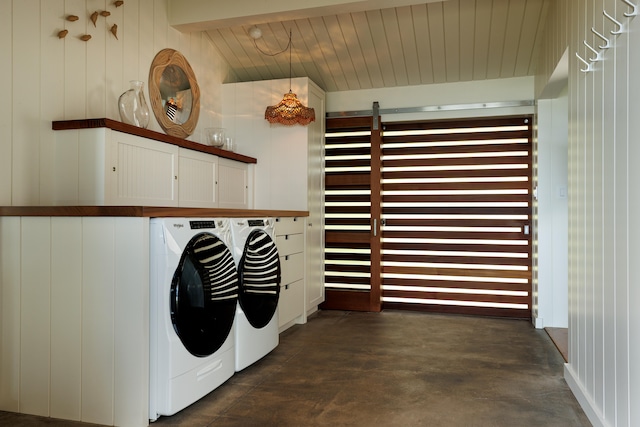 5-8192 Kuhio Hwy, Hanalei, HI 96714 - laundry area featuring independent washer and dryer and cabinet space