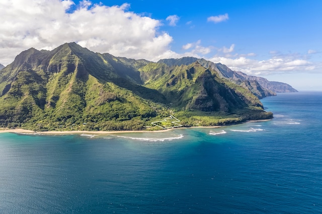 5-8192 Kuhio Hwy, Hanalei, HI 96714 - water view with a mountainous background