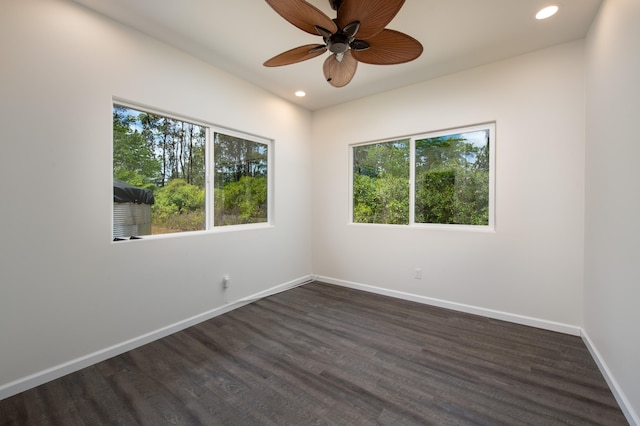 empty room featuring recessed lighting, ceiling fan, baseboards, and plenty of natural light