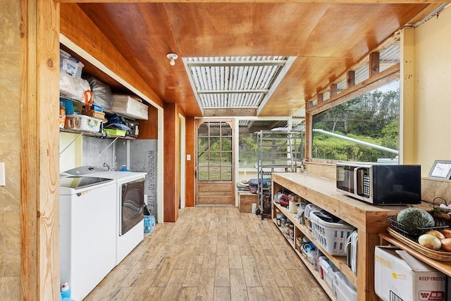32-520 Piha Kahuku Rd, Ninole, HI 96773 - view of patio featuring washer and dryer