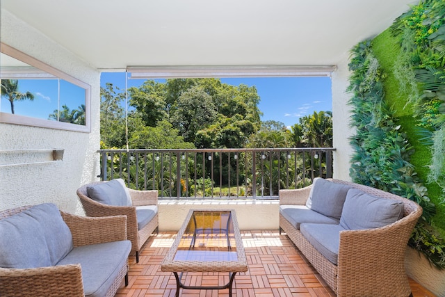 1875 Kalanianaole Ave Unit 311, Hilo, HI 96720 - balcony featuring an outdoor hangout area