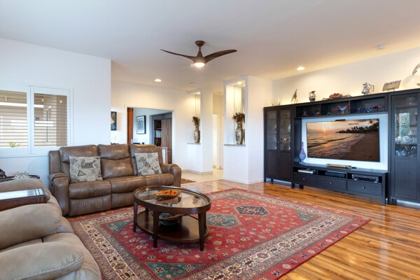 living room with recessed lighting, ceiling fan, and wood finished floors