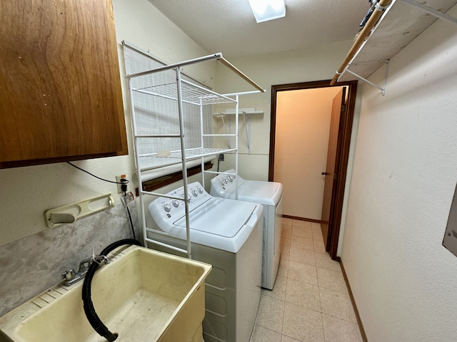 washroom with washer and clothes dryer