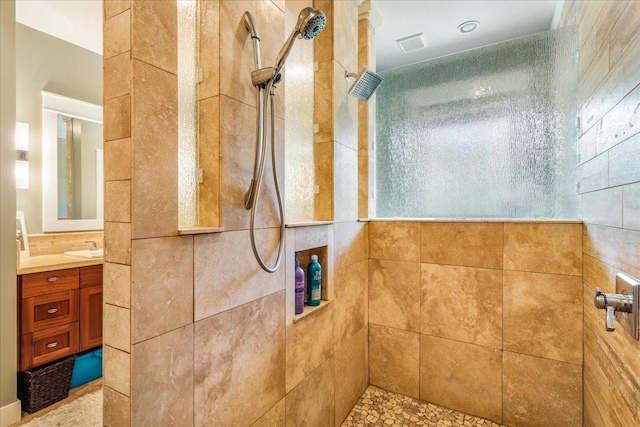 77-155 Kalaniuka St, Holualoa, HI 96725 - bathroom featuring vanity and a walk in shower
