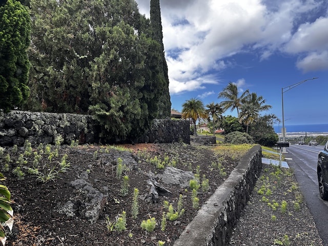 73-1228 Kaiminani Dr, Kailua-Kona, HI 96740 - view of yard