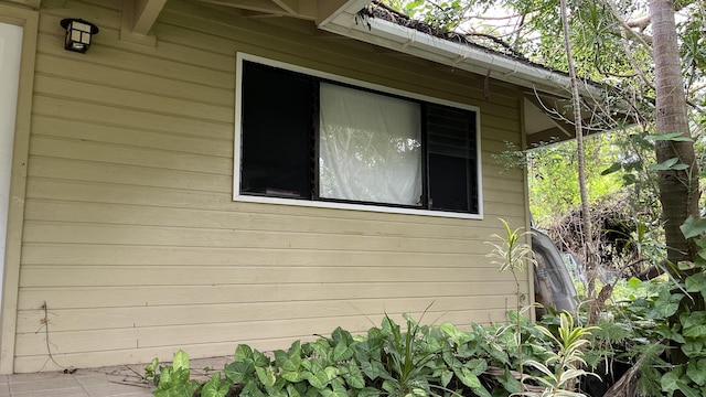 view of side of property