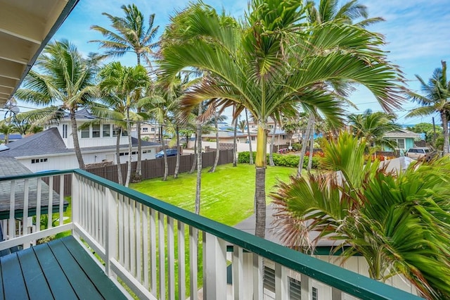 963 Niulani Rd, Kapaa, HI 96746 - balcony featuring a residential view
