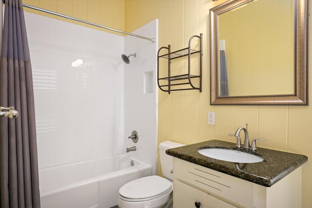 77-6486 Walua Rd, Kailua-Kona, HI 96740 - full bathroom with shower / tub combo with curtain, toilet, and vanity