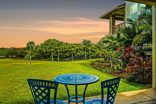 2611 Kiahuna Plantation Dr Unit 13D, Koloa, HI 96756 - view of yard