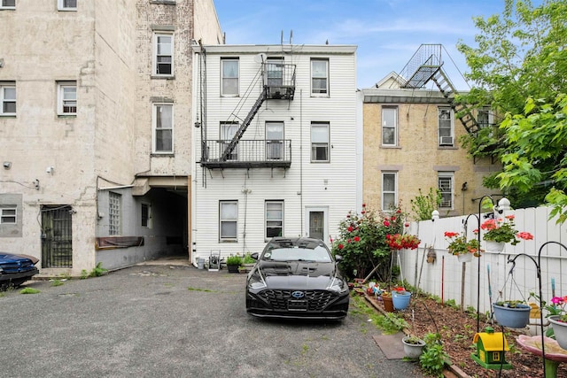 73 Laidlaw Ave, Jersey City, NJ 07306 - view of building exterior featuring fence