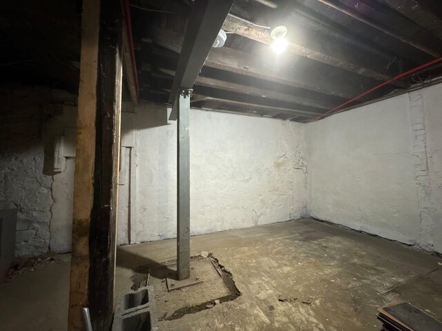 view of unfinished below grade area