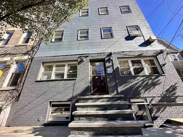 552 38th St Unit 5, Union City, NJ 07087 - photo 1