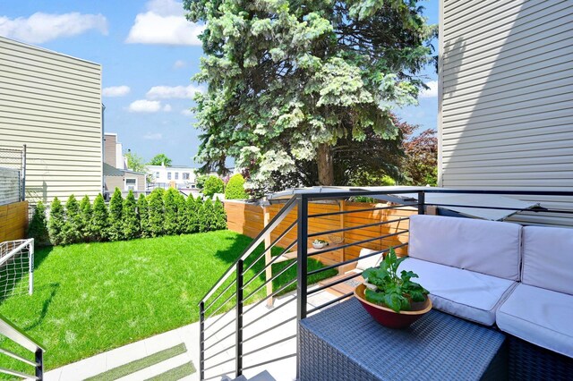 2505 Palisade Ave, Union City, NJ 07087 - view of balcony