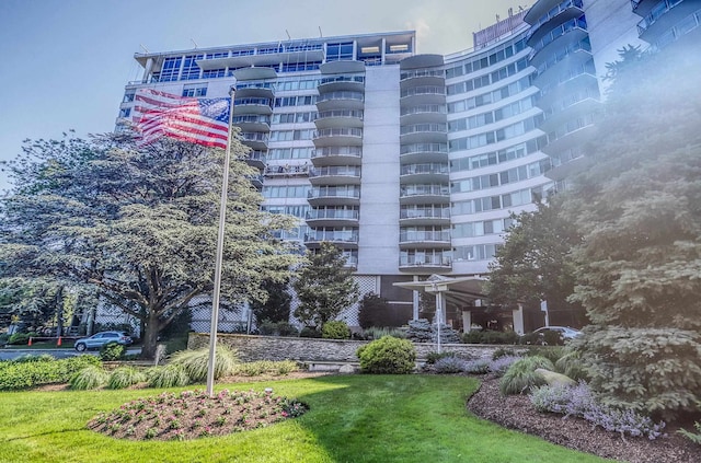 1 Claridge Dr Unit 310, Verona, NJ 07044 - view of apartment building / complex