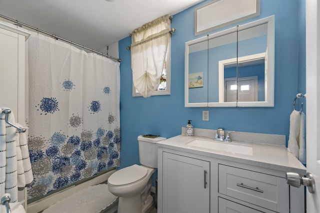 1501 41st St, North Bergen, NJ 07047 - full bath with vanity and a shower with curtain