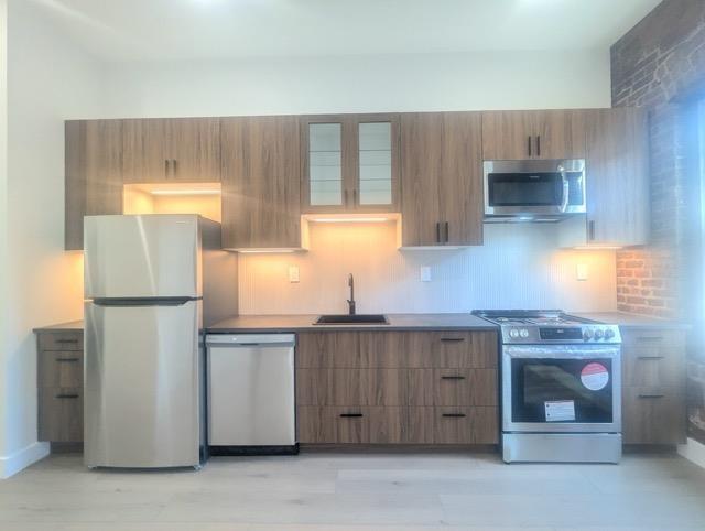 372 Palisade Ave, Jersey City, NJ 07307 - photo 16