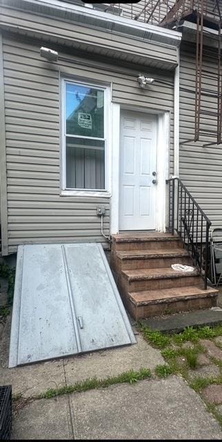 535 27th St, Union City, NJ 07087 - view of doorway to property