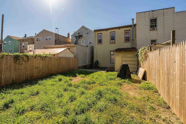 418 7th St, Union City, NJ 07087 - view of yard
